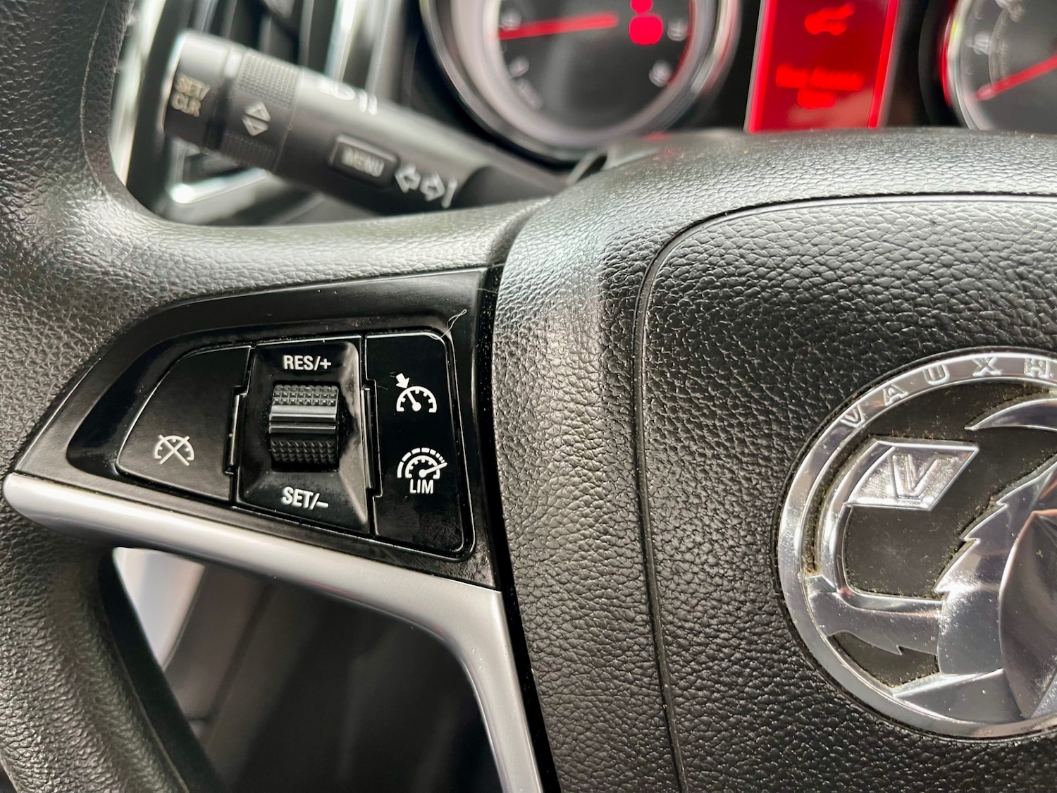 Used Vauxhall Zafira 2015 for sale - 76330998: Photo 20