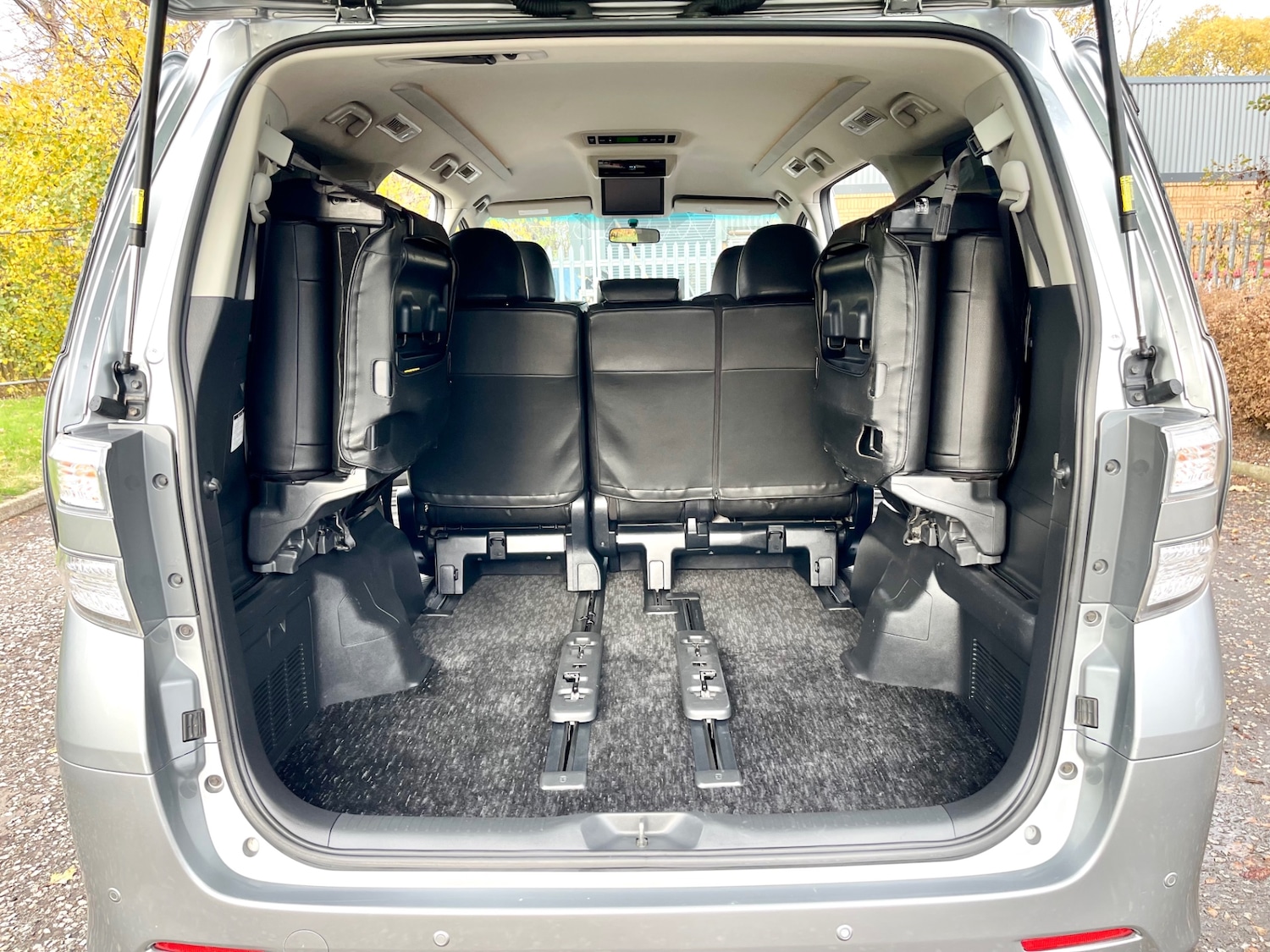 Used Toyota Vellfire 2012 for sale - 76377023: Photo 13