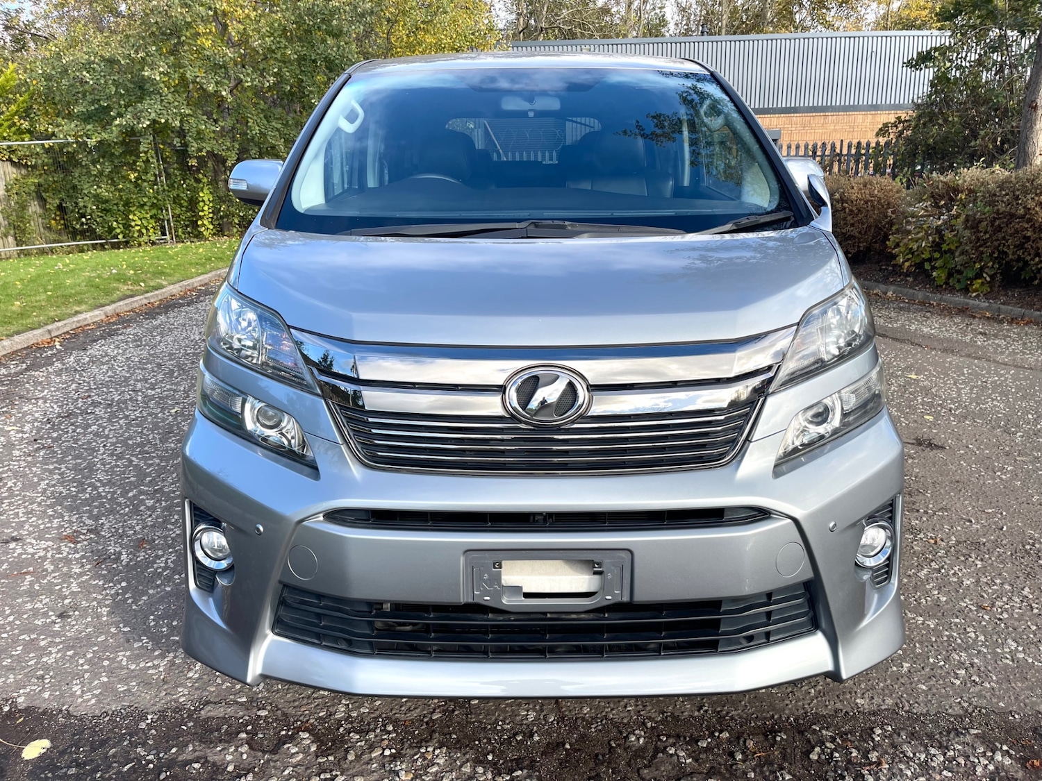 Used Toyota Vellfire 2012 for sale - 76377023: Photo 3