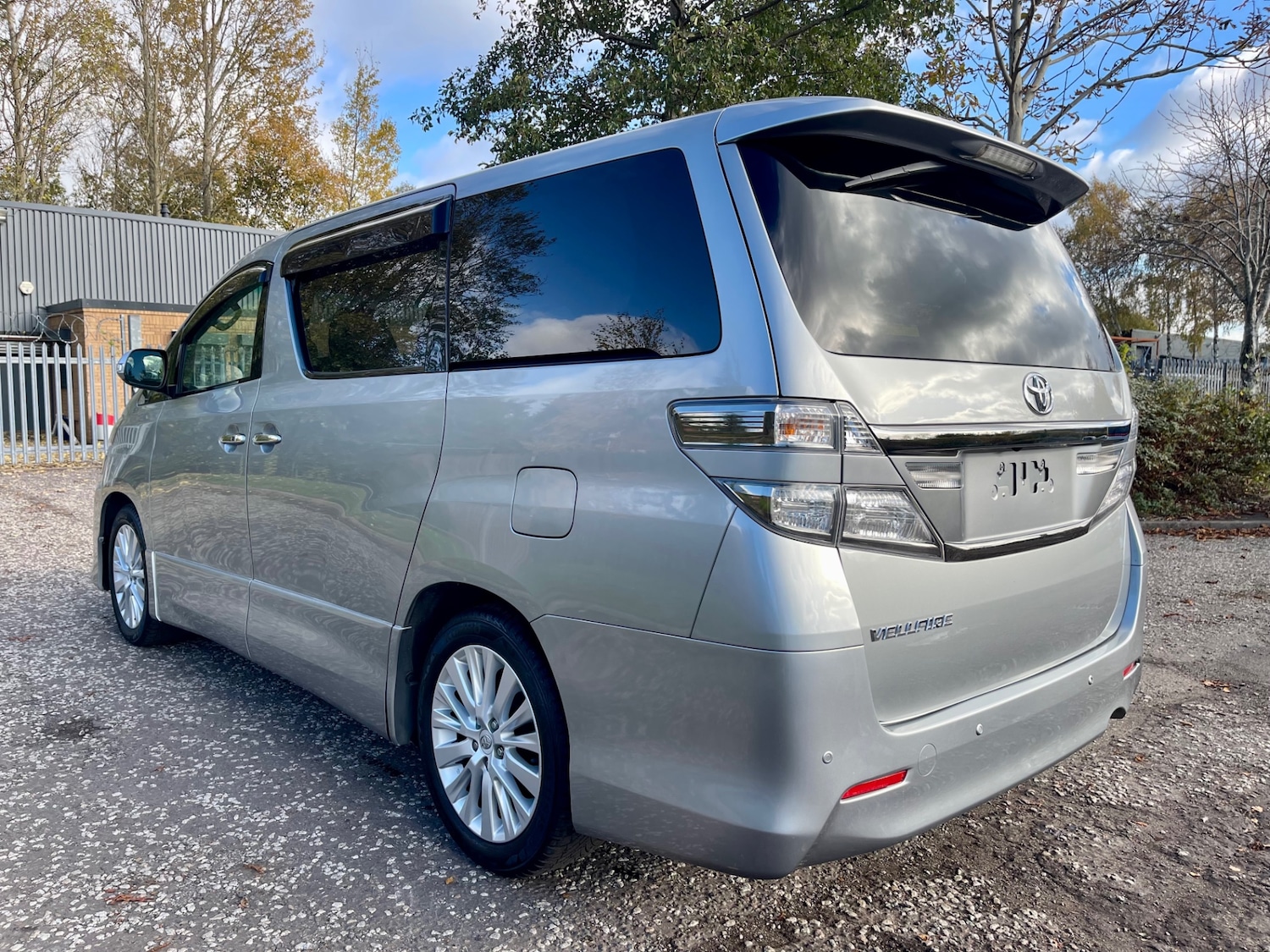 Used Toyota Vellfire 2012 for sale - 76377023: Photo 5