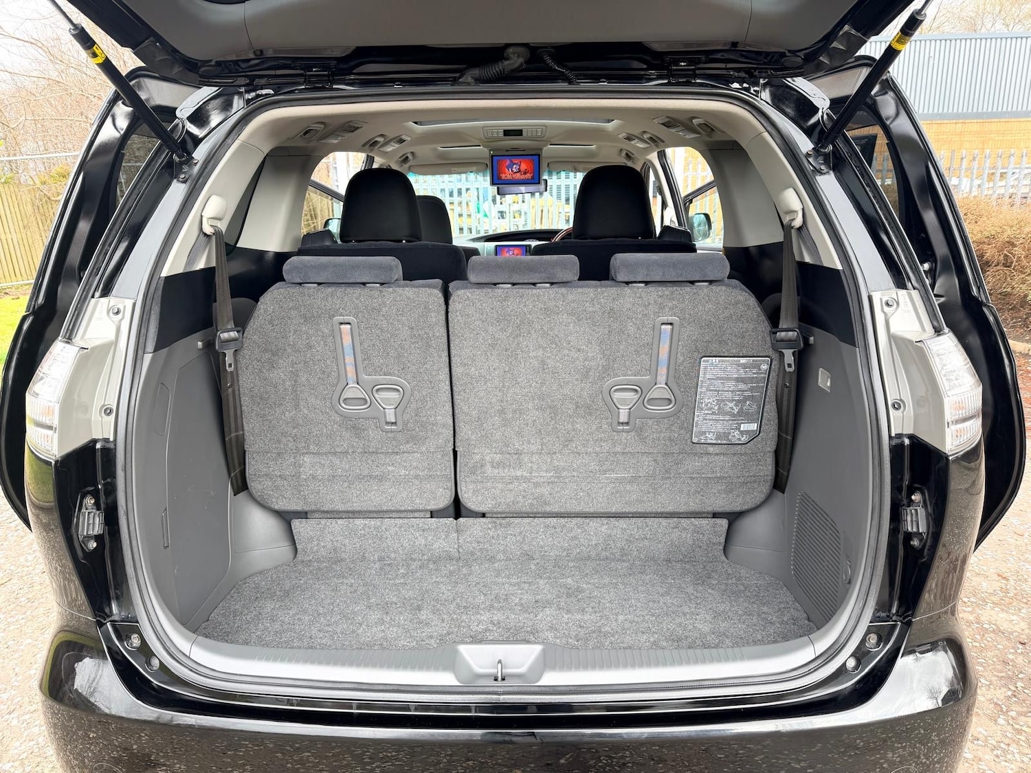 Used Toyota Estima 2012 for sale - 77921696: Photo 12