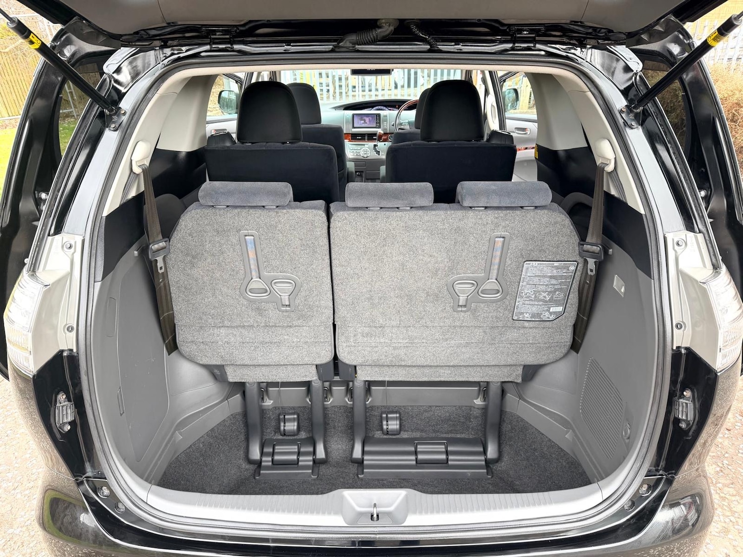 Used Toyota Estima 2012 for sale - 77921696: Photo 13