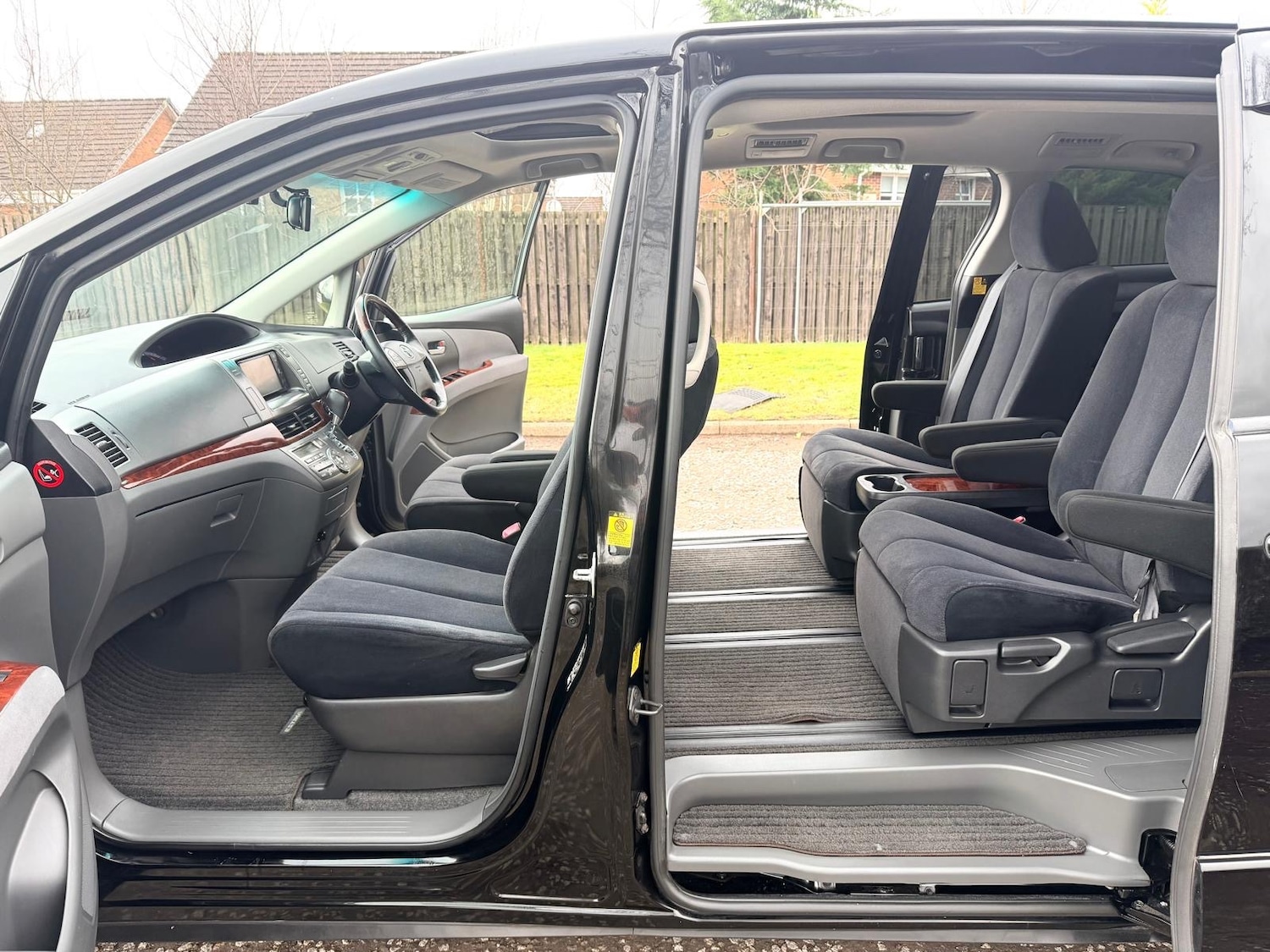 Used Toyota Estima 2012 for sale - 77921696: Photo 14