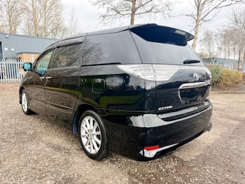 Used Toyota Estima 2012 for sale - 77921696: Photo