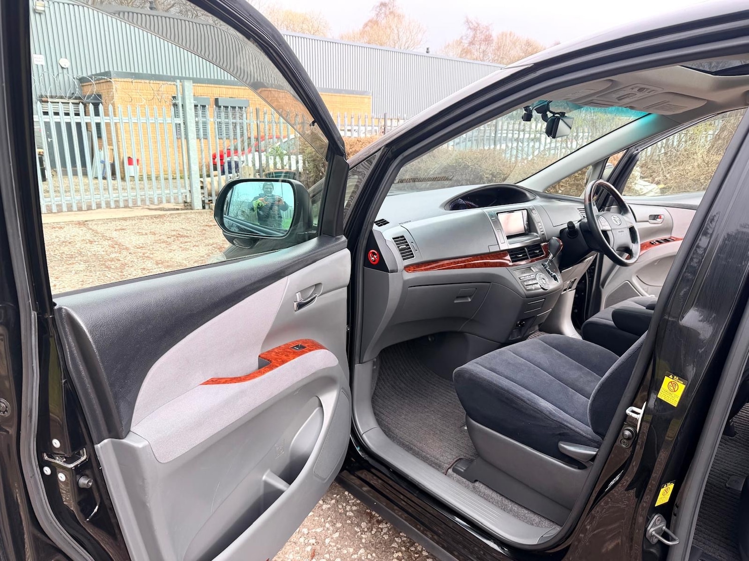 Used Toyota Estima 2012 for sale - 77921696: Photo 8