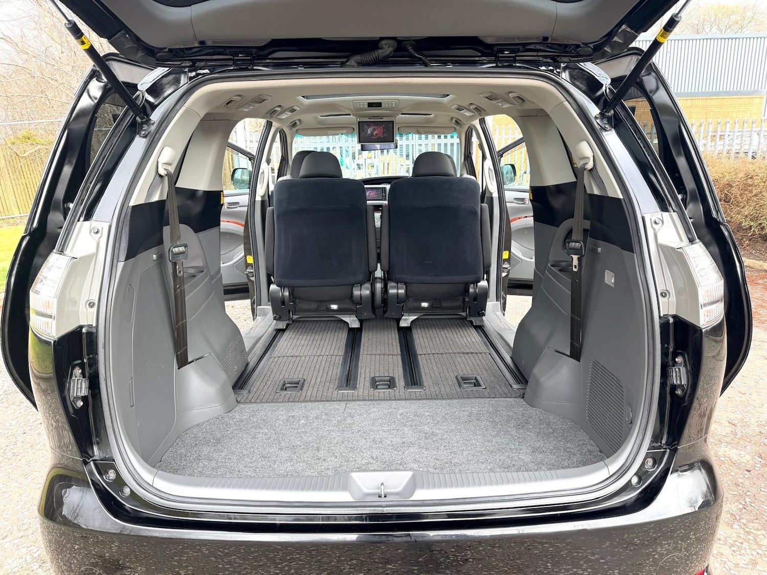 Used Toyota Estima 2012 for sale - 77921696: Photo 9