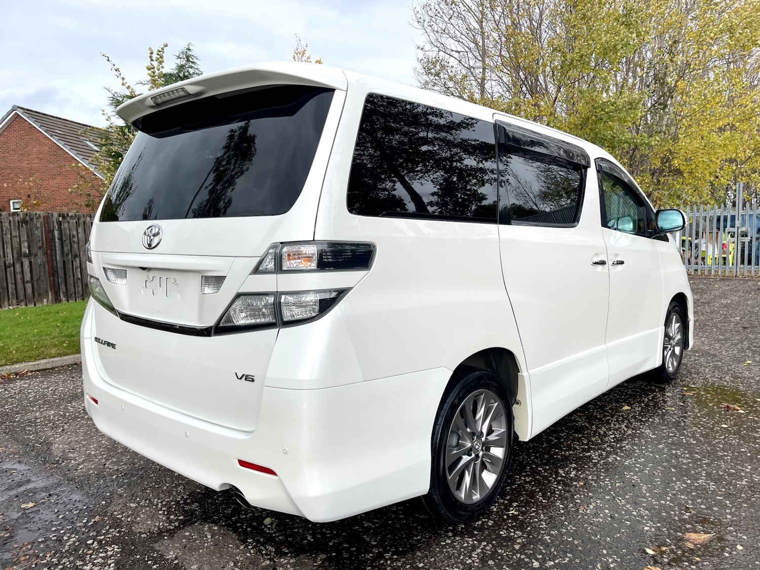 Used Toyota Vellfire 2010 for sale - 77083683: Photo 15