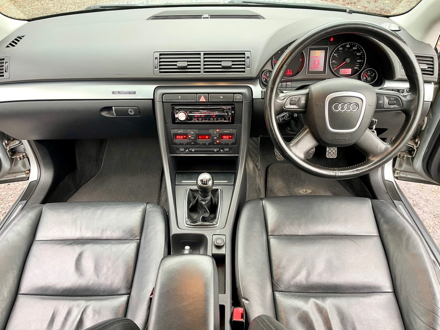 Used Audi A4 2005 for sale - 76713386: Photo 5