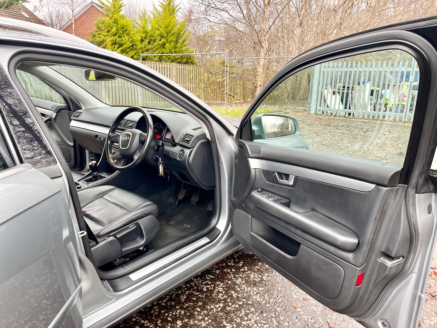 Used Audi A4 2005 for sale - 76713386: Photo 6