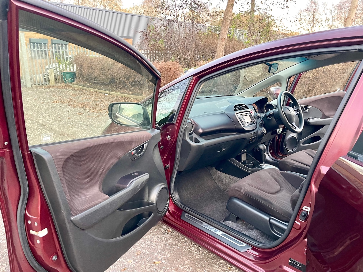 Used Honda Jazz 2011 for sale - 76606032: Photo 8