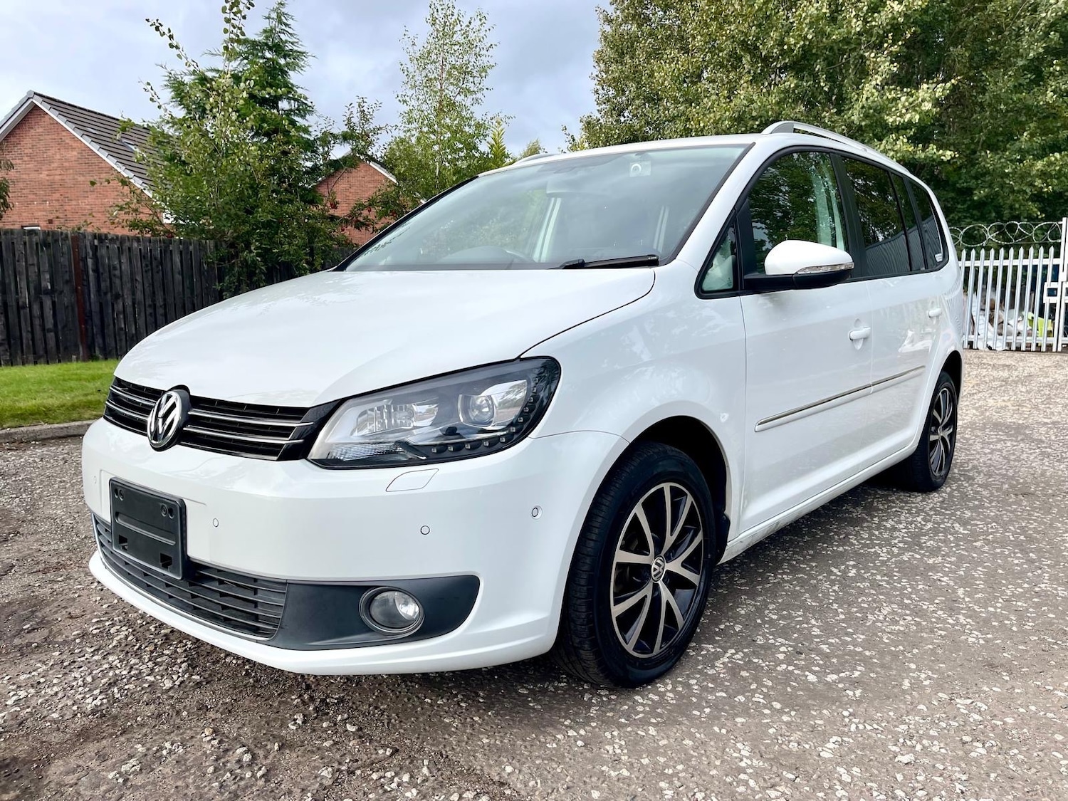 Used Volkswagen Touran 2014 for sale - 75988292: Photo 13