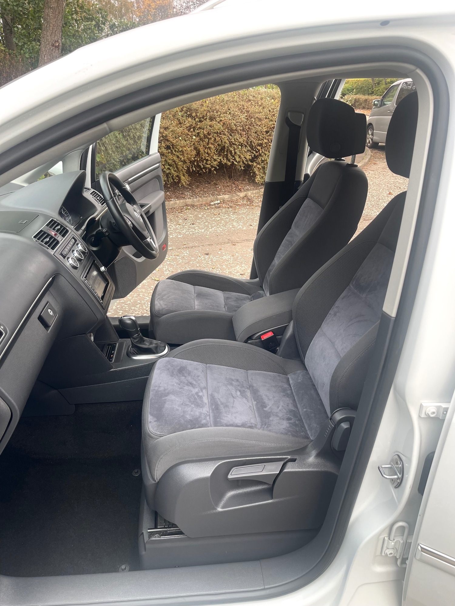 Used Volkswagen Touran 2014 for sale - 75988292: Photo 19