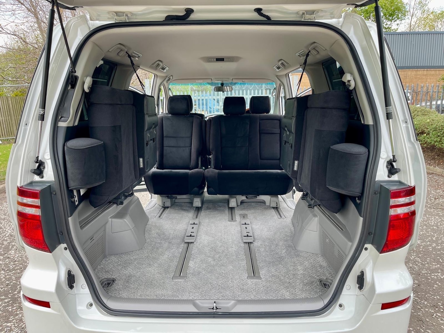 Used Toyota Alphard 2008 for sale - 77059892: Photo 11