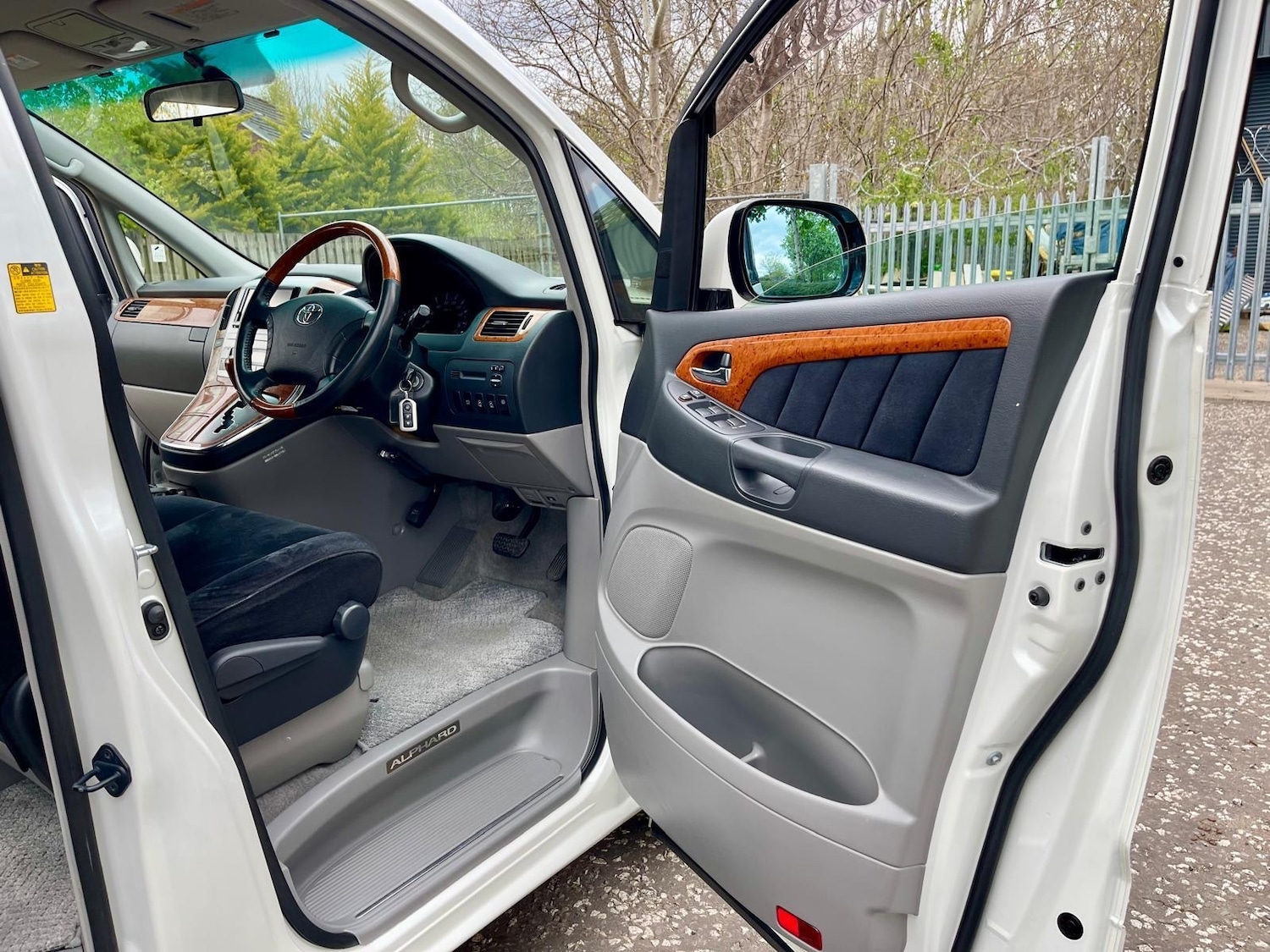 Used Toyota Alphard 2008 for sale - 77059892: Photo 18