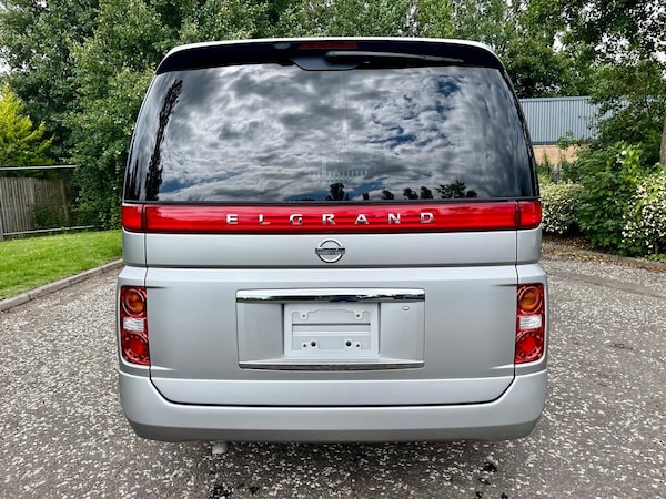 Used Nissan Elgrand 2007 for sale - 75301709: Photo 4