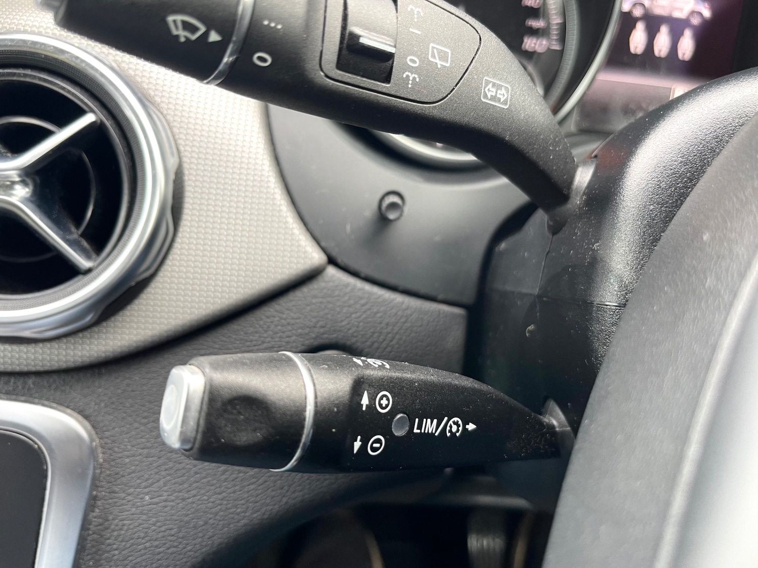 Used Mercedes-Benz GLA 2018 for sale - 76275060: Photo 15