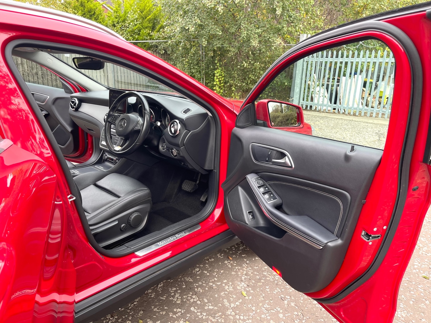 Used Mercedes-Benz GLA 2018 for sale - 76275060: Photo 6