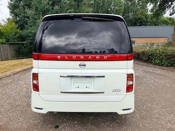 Used Nissan Elgrand 2006 for sale - 79326794: Photo