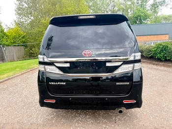 Used Toyota Vellfire 2014 for sale - 78829524: Photo
