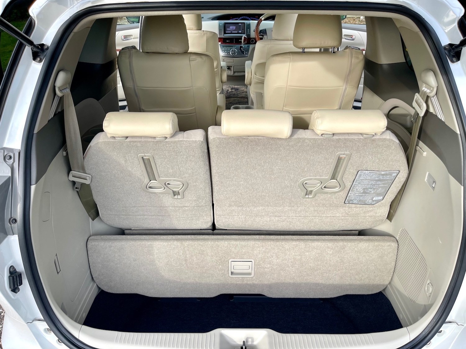 Used Toyota Estima 2012 for sale - 75953749: Photo 15