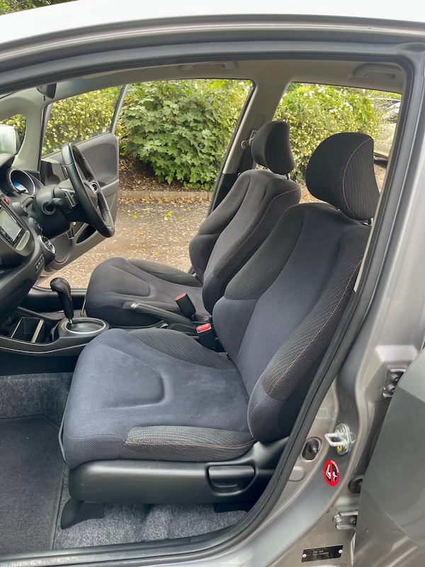 Used Honda Fit 2012 for sale - 73125628: Photo 9