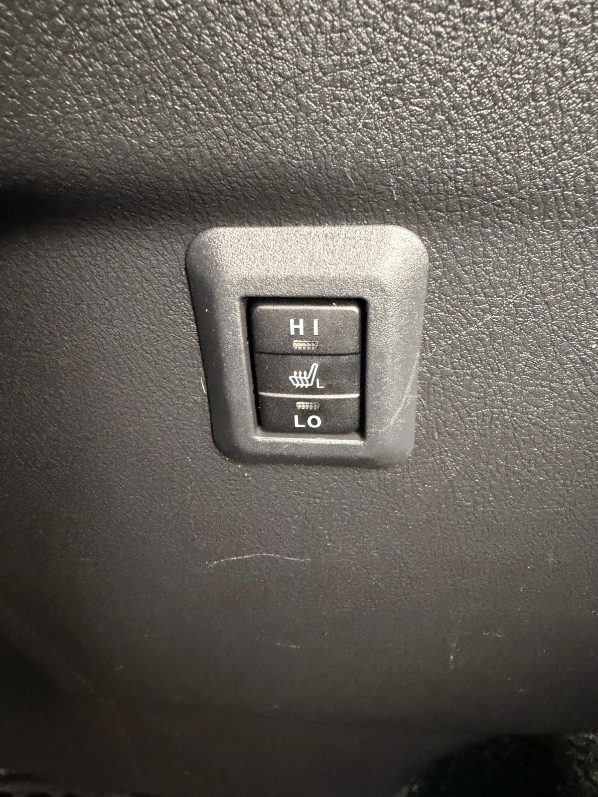 Used Toyota Vellfire 2012 for sale - 77395653: Photo 23