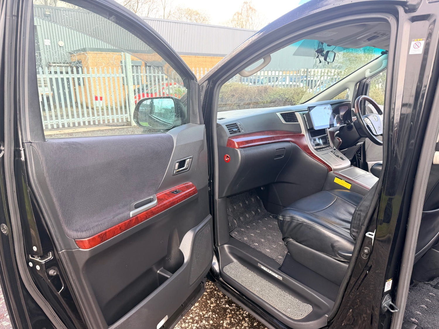 Used Toyota Vellfire 2009 for sale - 78141213: Photo 9