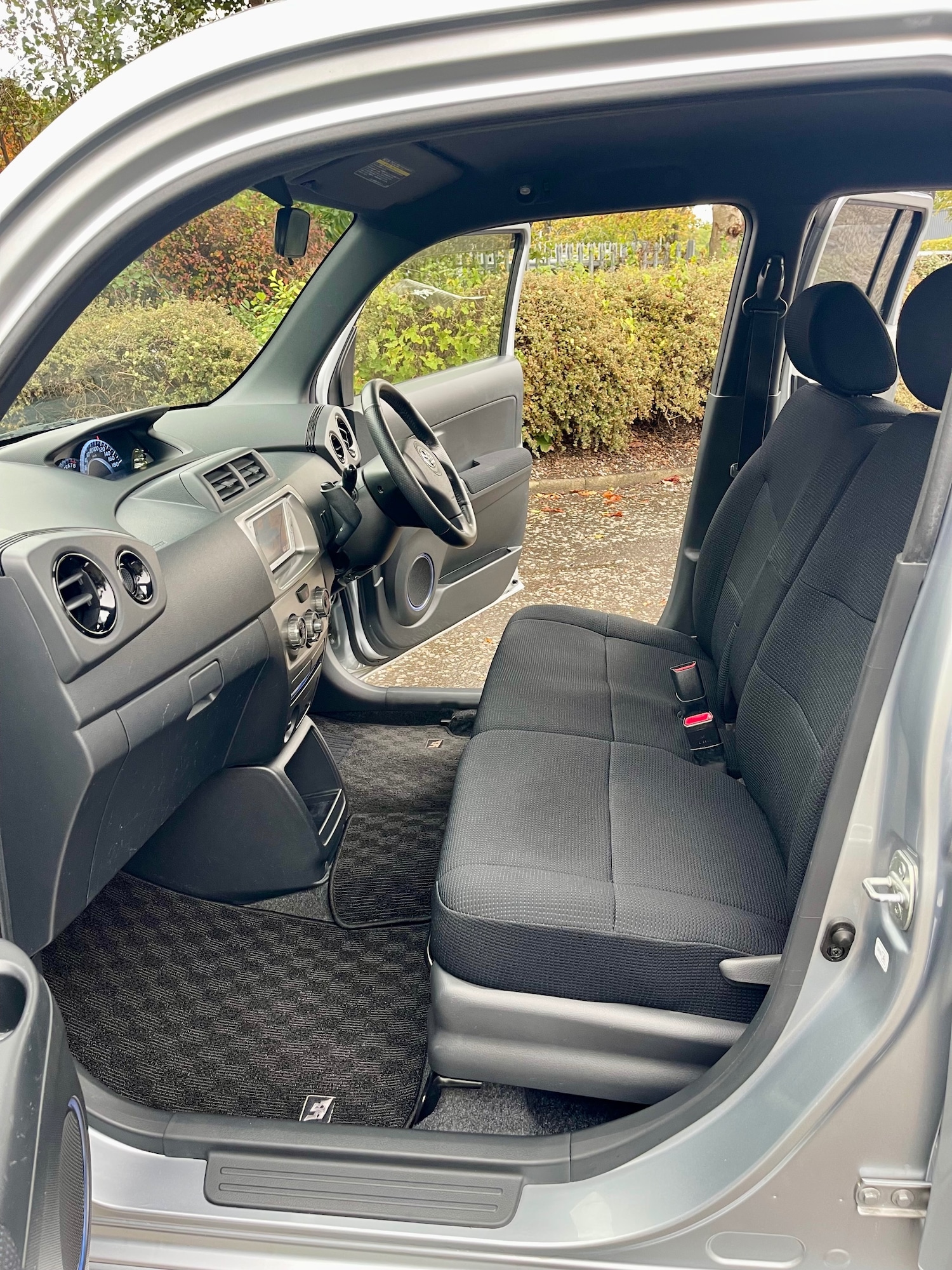 Used Toyota BB 2012 for sale - 76165336: Photo 12