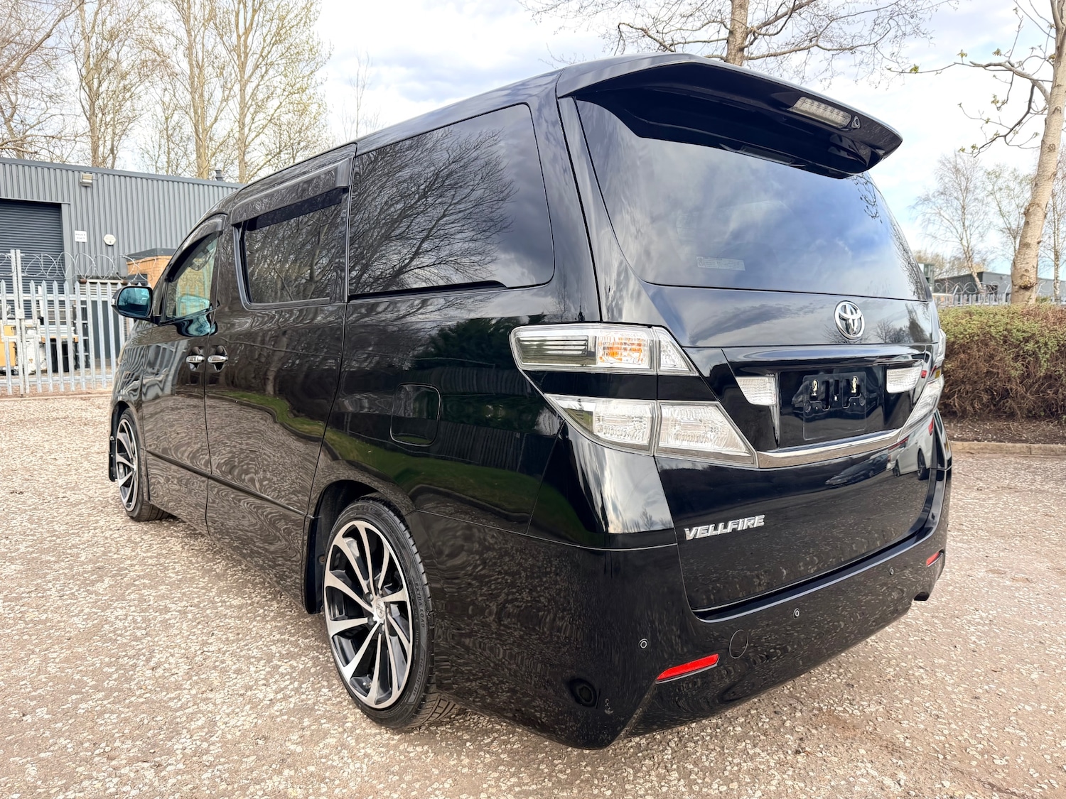 Used Toyota Vellfire 2010 for sale - 78155607: Photo 5