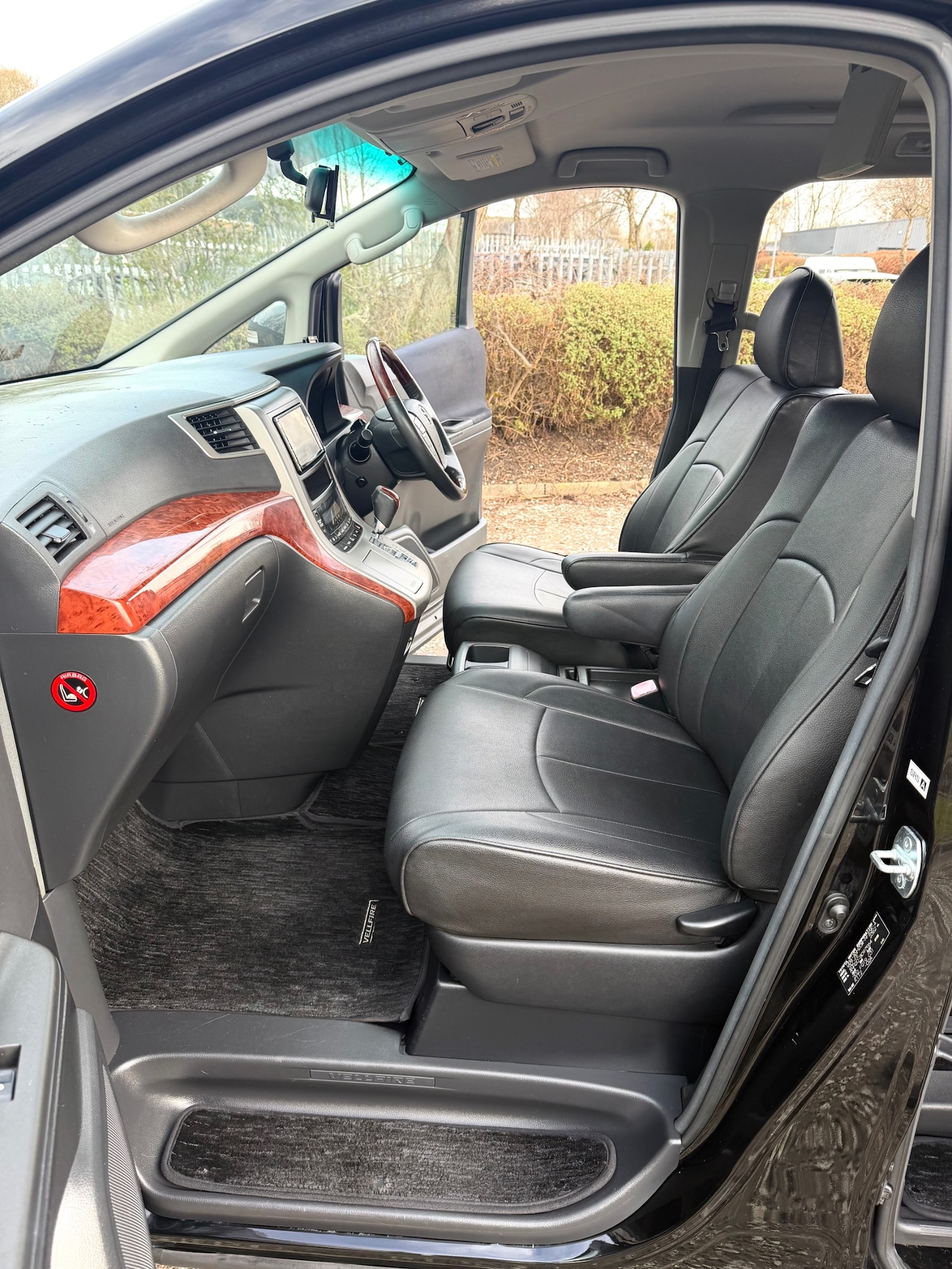 Used Toyota Vellfire 2010 for sale - 78155607: Photo 8