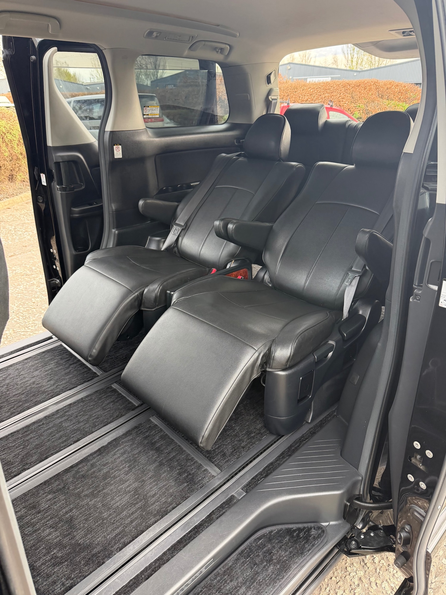 Used Toyota Vellfire 2010 for sale - 78155607: Photo 9