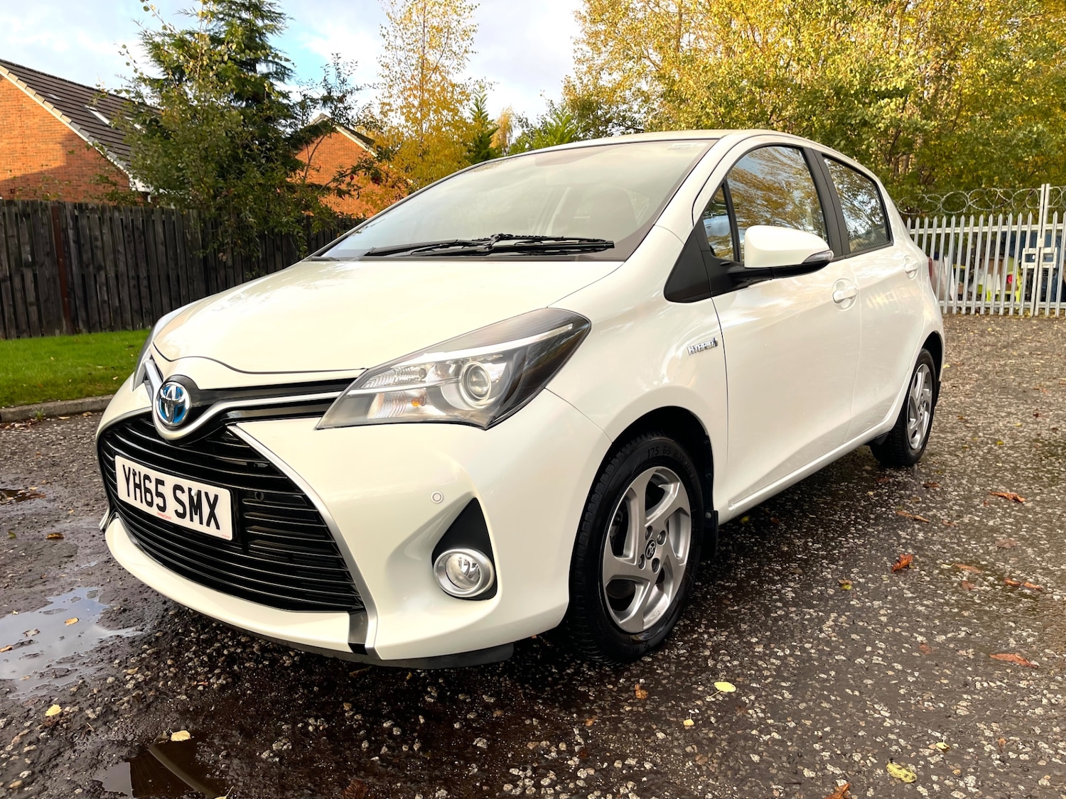 Used Toyota Yaris 2015 for sale - 76343950: Photo 16