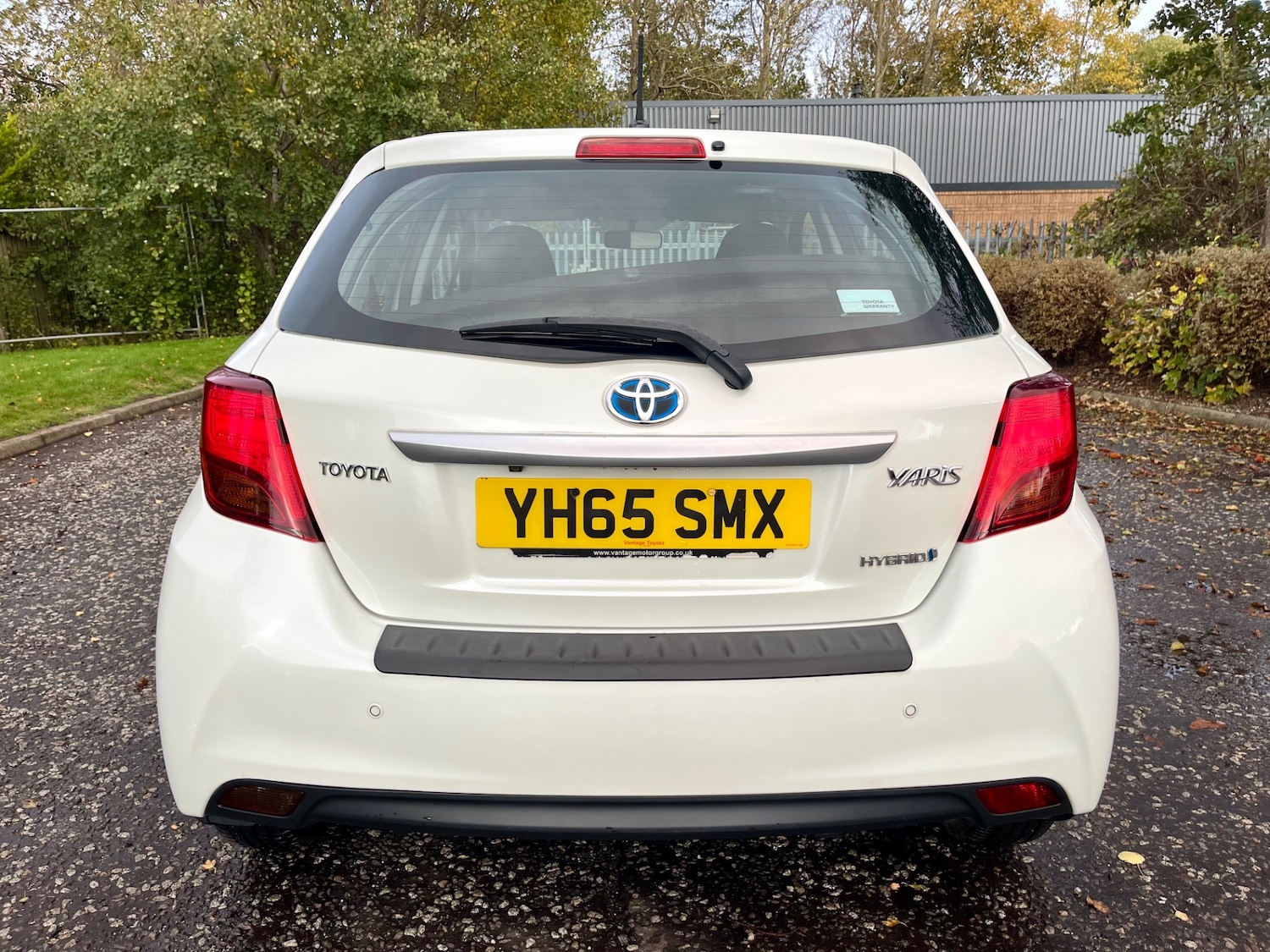 Used Toyota Yaris 2015 for sale - 76343950: Photo 3