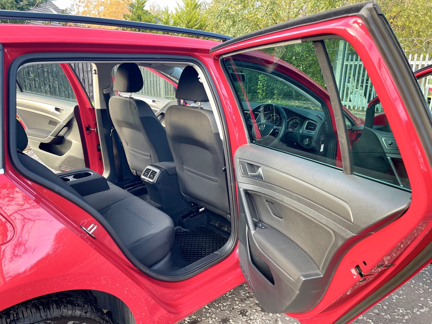 Used Volkswagen Golf 2013 for sale - 76419175: Photo 10