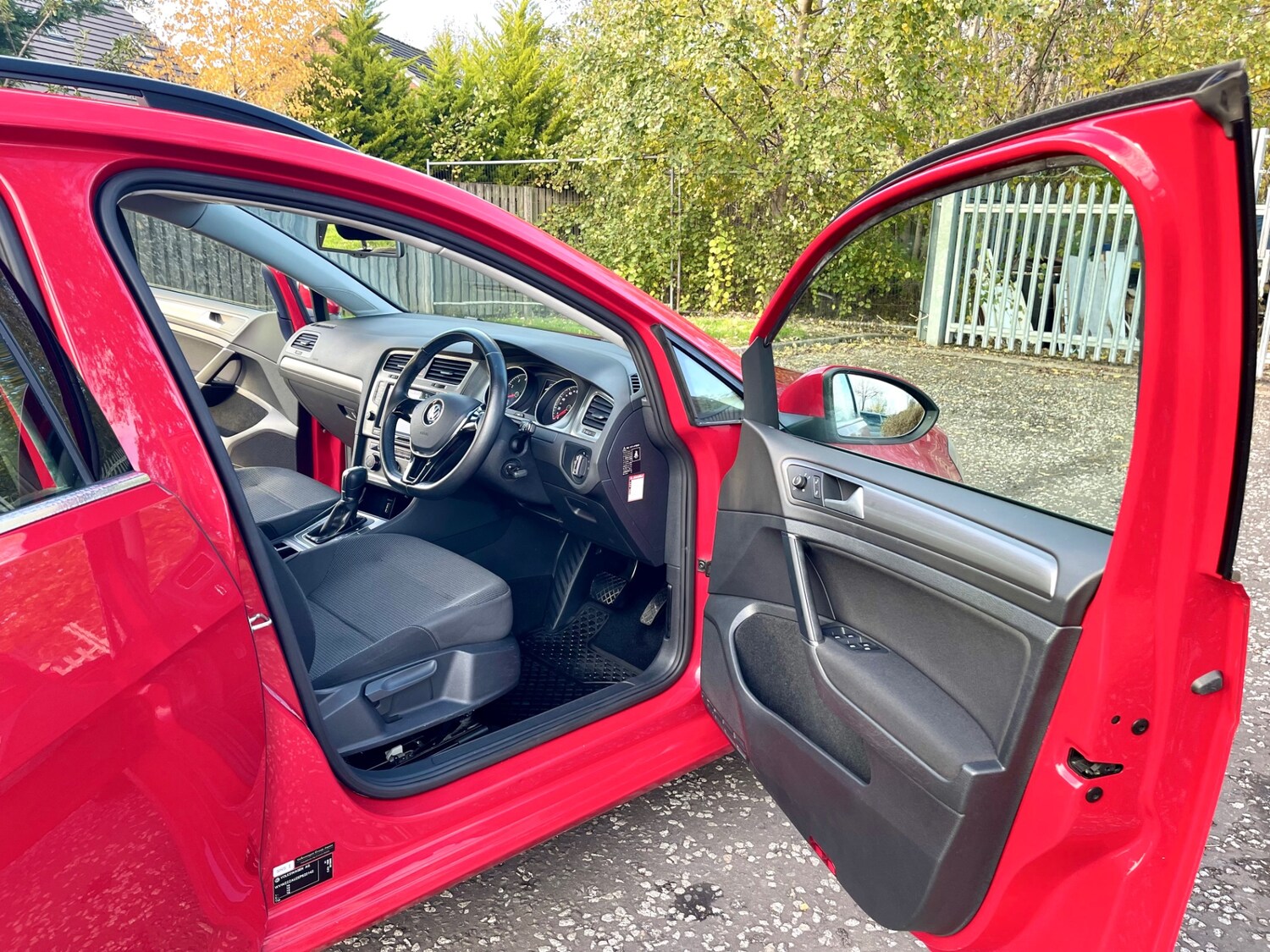 Used Volkswagen Golf 2013 for sale - 76419175: Photo 9