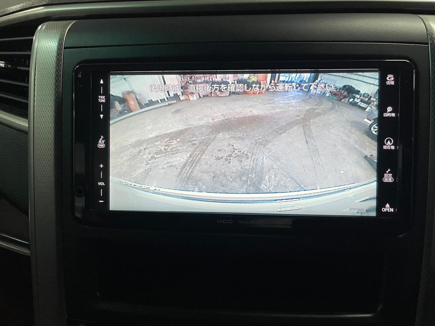 Used Toyota Alphard 2010 for sale - 76855456: Photo 18