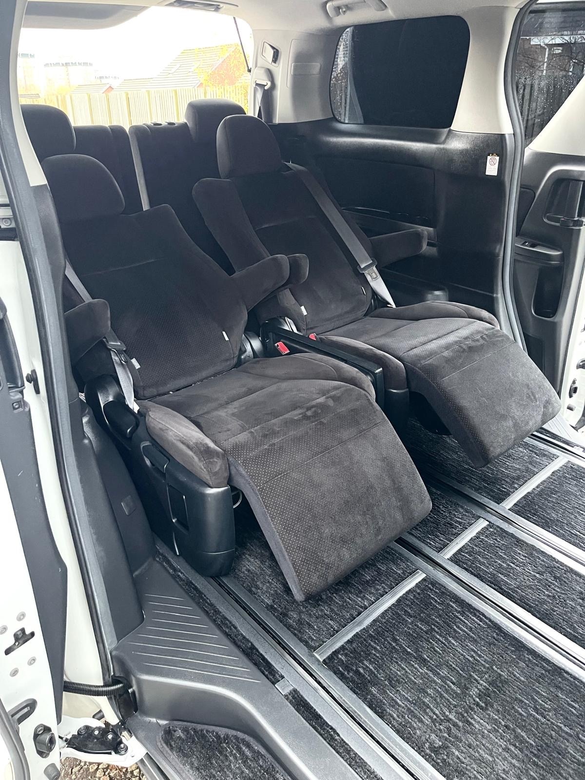 Used Toyota Alphard 2010 for sale - 76855456: Photo 23