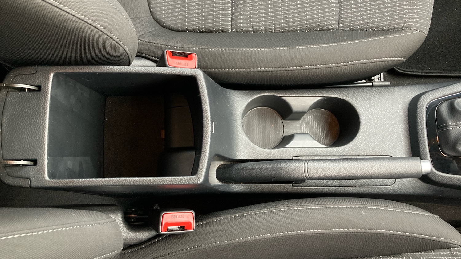 Used Kia Stonic 2023 for sale - 76960673: Photo 30