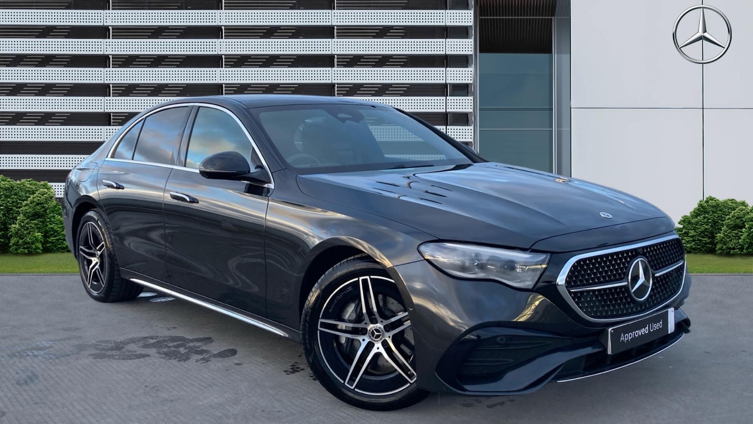 Used Mercedes-Benz E Class 2024 for sale - 76924207: Photo 1