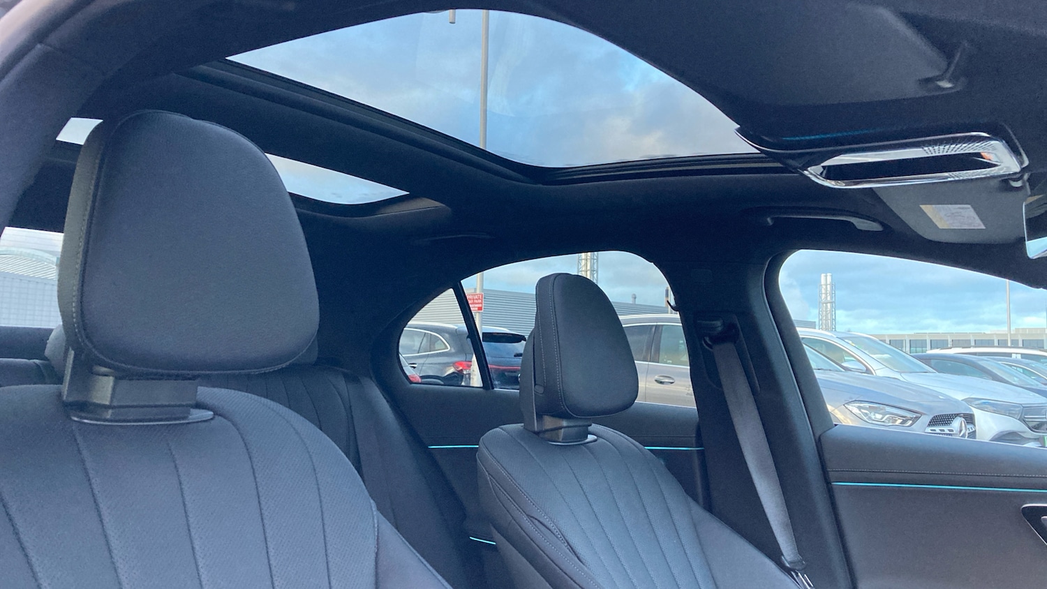 Used Mercedes-Benz E Class 2024 for sale - 76924207: Photo 32