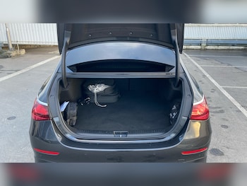 Used Mercedes-Benz E Class 2024 for sale - 76924207: Photo