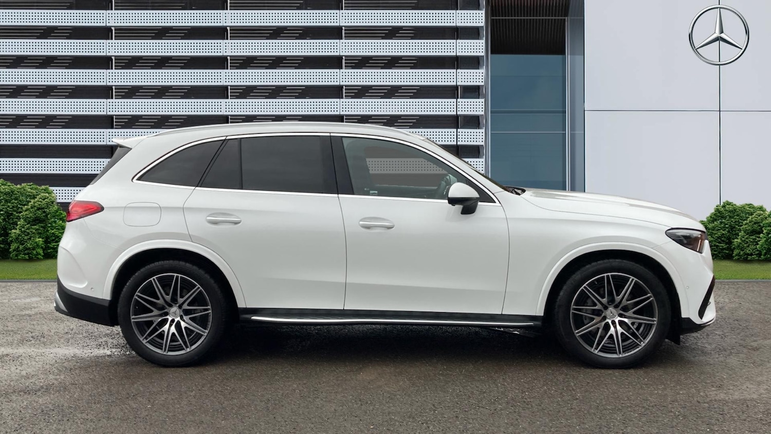 Used Mercedes-Benz GLC 2024 for sale - 77518933: Photo 5