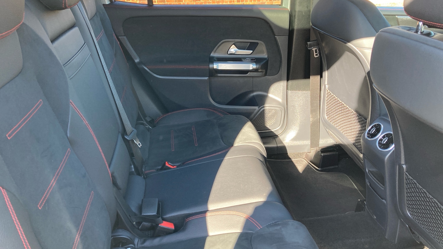 Used Mercedes-Benz GLB 2023 for sale - 78012526: Photo 16