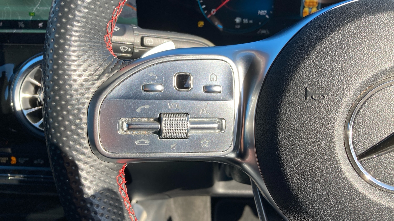 Used Mercedes-Benz GLB 2023 for sale - 78012526: Photo 37