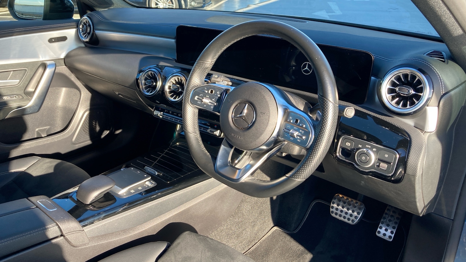 Used Mercedes-Benz A-Class 2022 for sale - 76650930: Photo 11