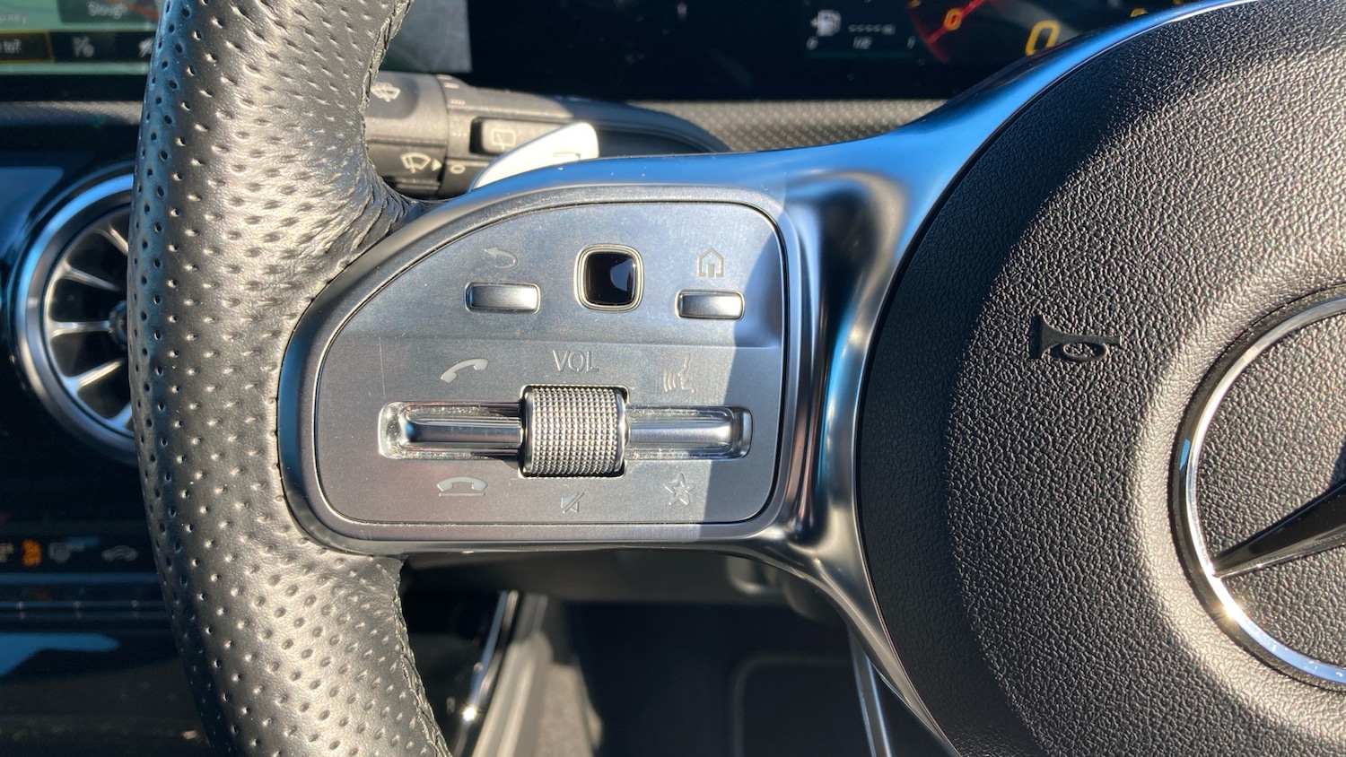 Used Mercedes-Benz A-Class 2022 for sale - 76650930: Photo 36