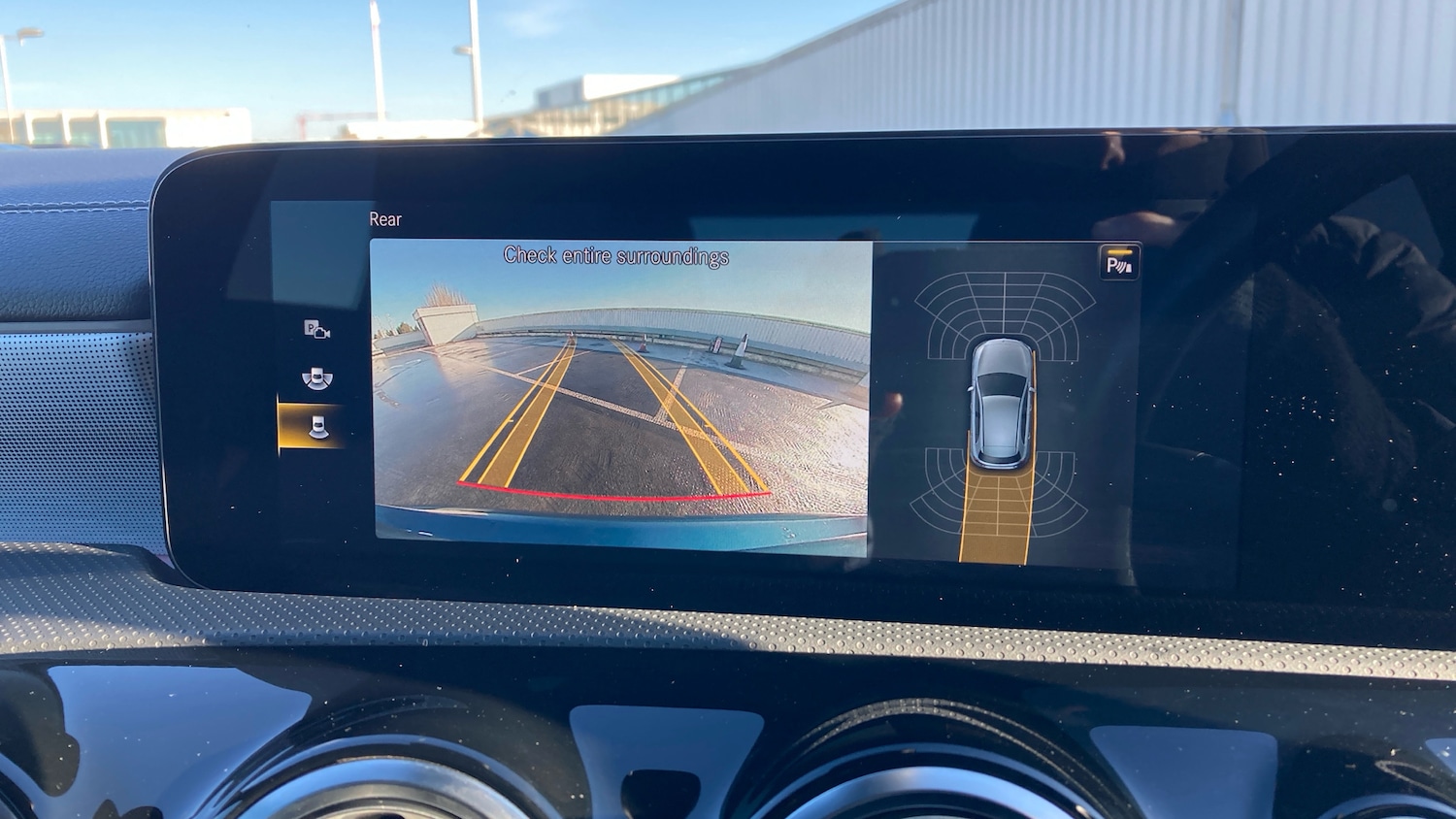 Used Mercedes-Benz A-Class 2022 for sale - 76650930: Photo 41