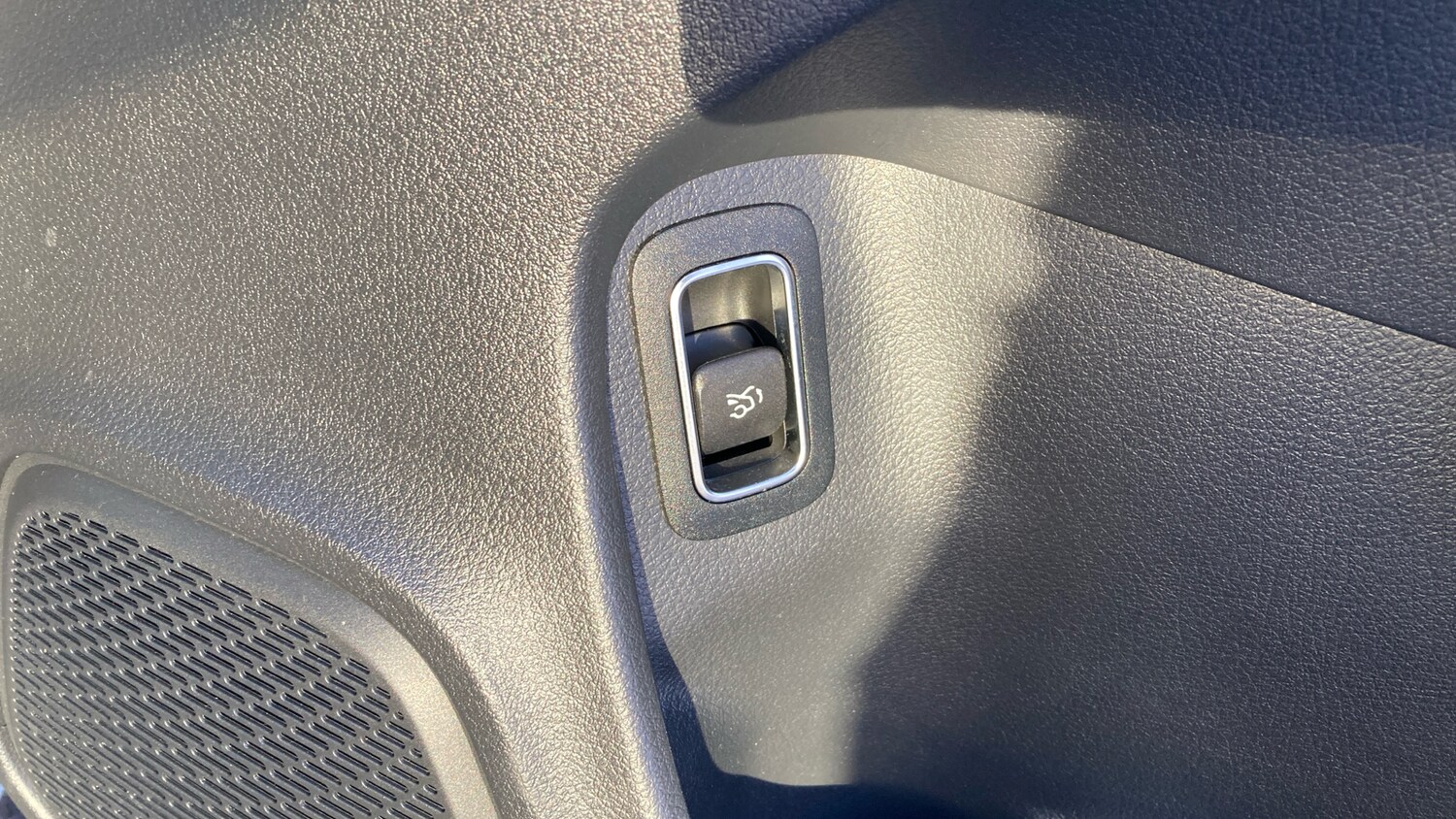 Used Mercedes-Benz CLA 2022 for sale - 77353524: Photo 32