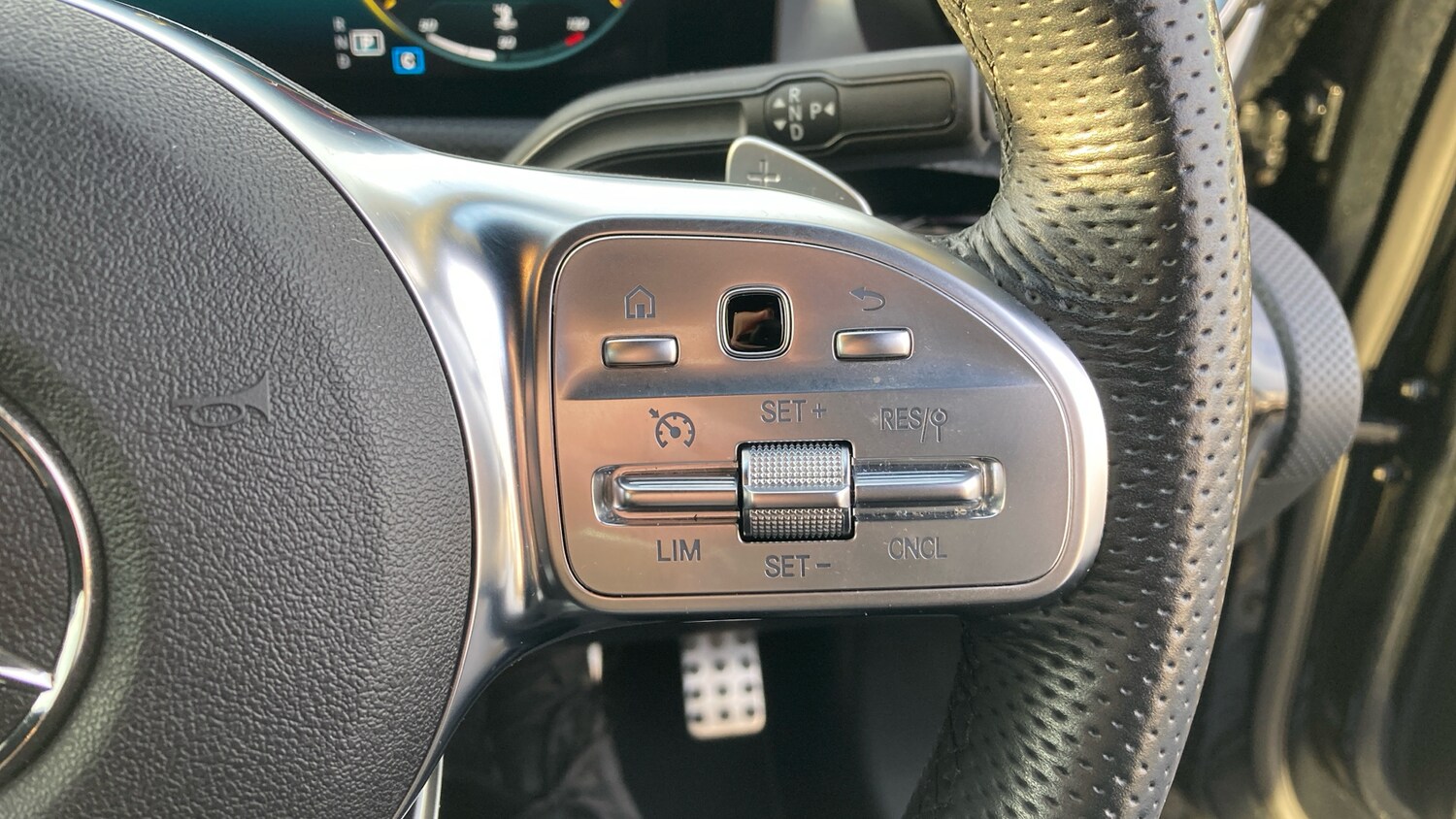 Used Mercedes-Benz CLA 2022 for sale - 77353524: Photo 35