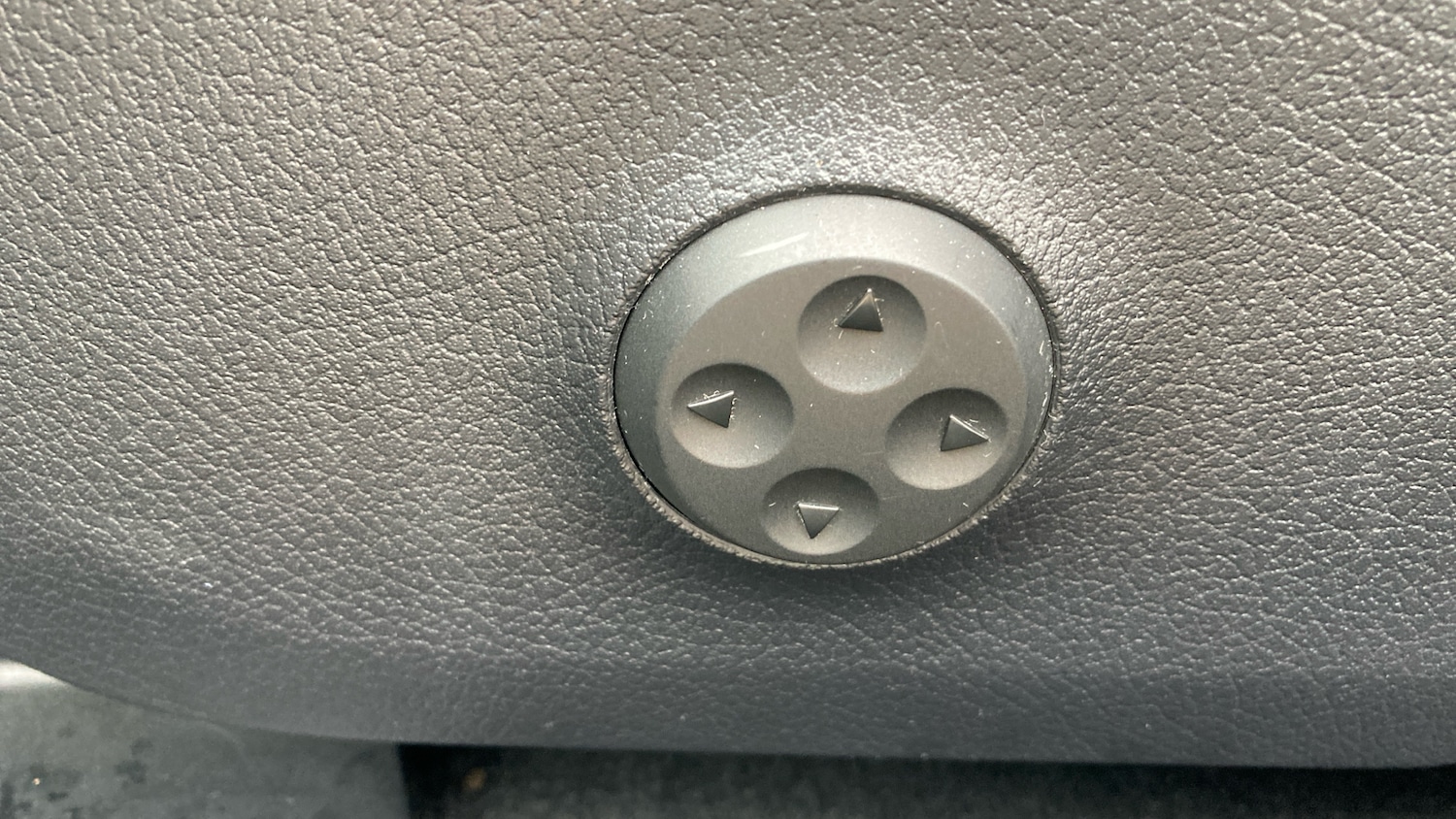 Used Mercedes-Benz EQA 2023 for sale - 77581025: Photo 25